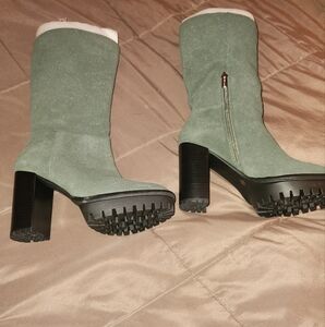 Vince Camuto Boots. Size 8 1/2 NWB